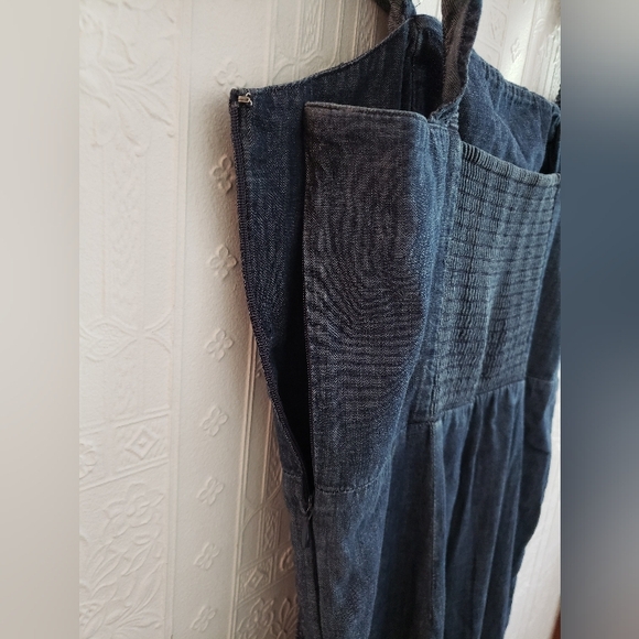 Gap Ruffle Wide-Leg Jumpsuit - Picture 5 of 5